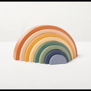 8pc Woodon Toy Rainbow Stacker - Heart and Hand with Magnolia
